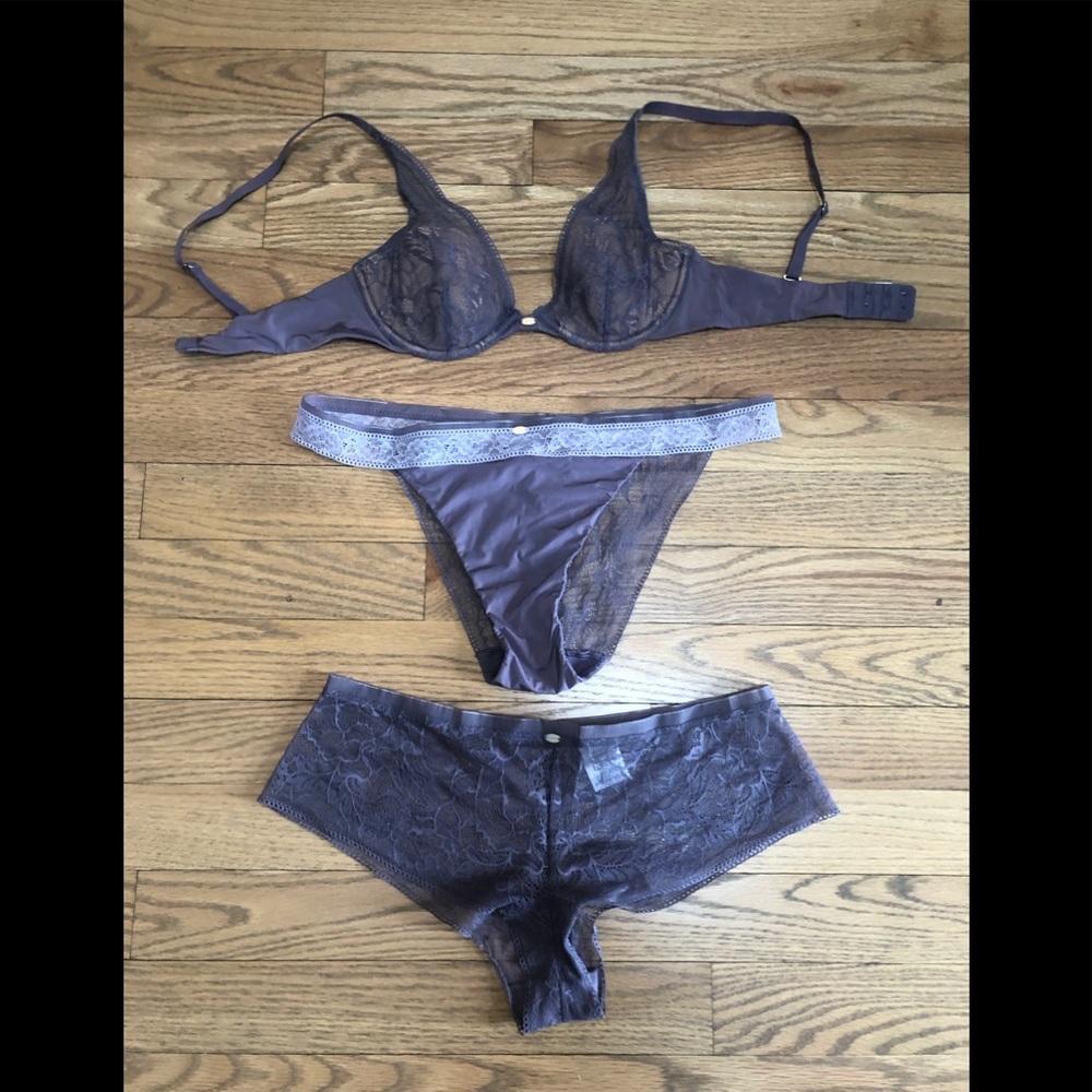 Calvin Klein Bra 32B, panty, and Hipster